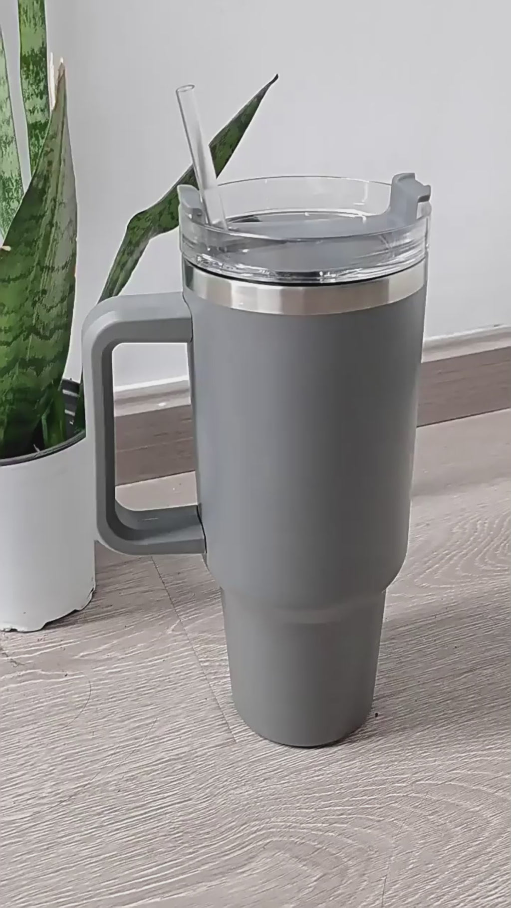 40 Oz Stainless Steel Insulated Tumbler with Handle & Straw – Spill-Proof Vacuum Coffee Mug with Lid, Large Travel Cup for Car, Office, Gym, Valentine’s Gift for Lovers